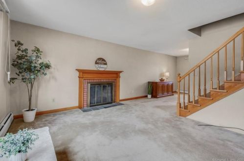 466 Church St, Hartford CT 06103-1107 exterior