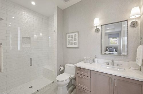 1501 Bluefin Ct, Naples FL 34102-1576 exterior