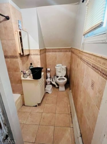 13 Seeley St, Paterson NJ 07501-3112 exterior