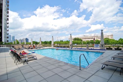 233 13th St, Chicago IL 60605-3237 exterior