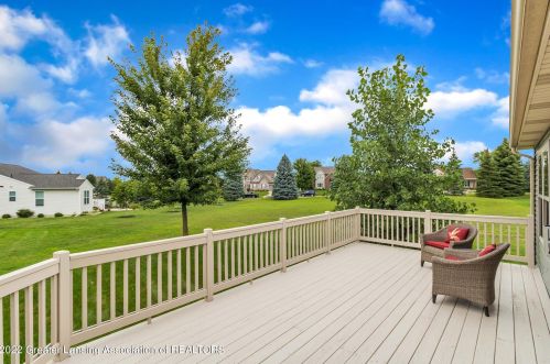 4106 Presidents Way, Dewitt MI 48820-7883 exterior