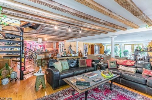 9 Liberty Trl, Fredon NJ 07860-6140 exterior