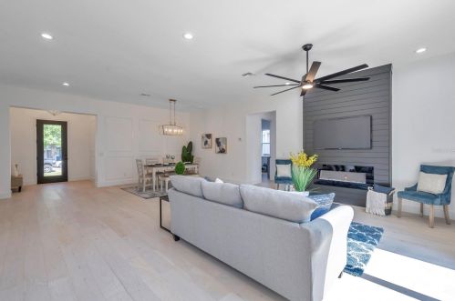 4307 Clark Ave, Tampa FL  33611-1305 exterior