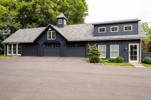 113 North Ave, Westport CT  06880-2727 exterior