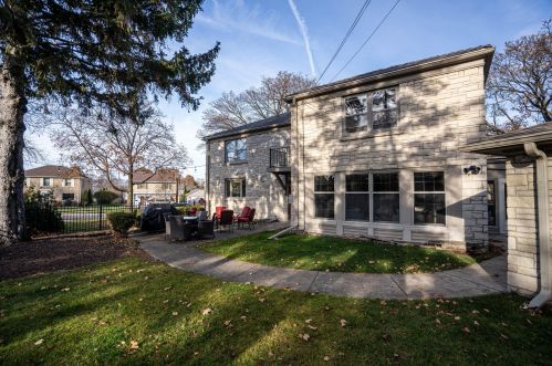 7425 Grand Pkwy, Milwaukee WI 53213-3566 exterior