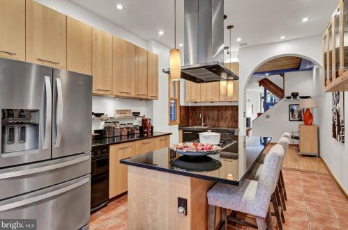 2728 13th St, Washington DC 20018-3901 exterior