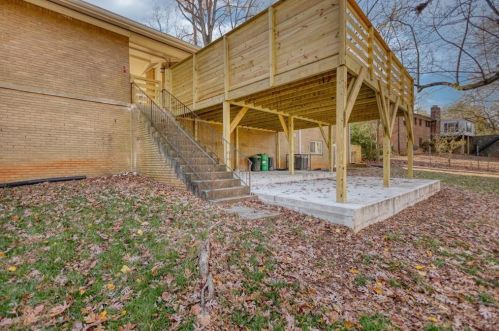 3291 Clifton Church Rd, Atlanta GA  30316-4945 exterior