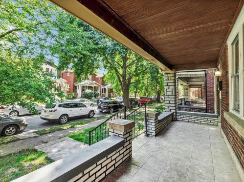 5821 Goener Ave, Saint Louis MO 63116-2234 exterior