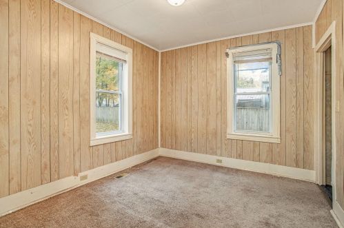 236 James St, Allegan MI 49010-1428 exterior