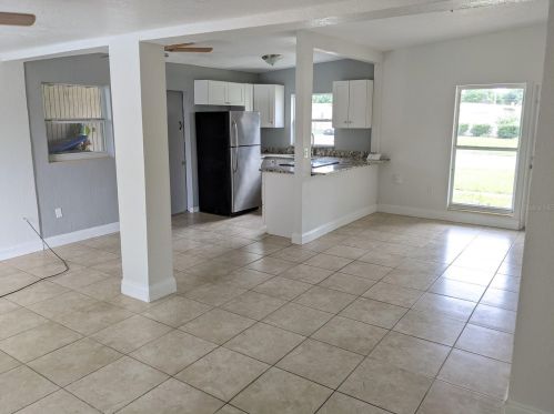 902 Governors Ave, Orlando, FL 32808-7023