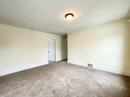 266 Myrtle Ave, Meskegon MI  49442-3260 exterior