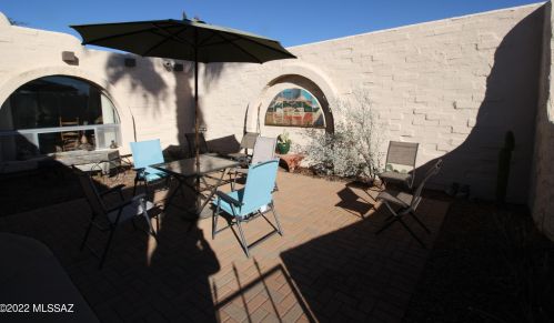 940 Circulo Napa, Green Valley, AZ 85614-2825