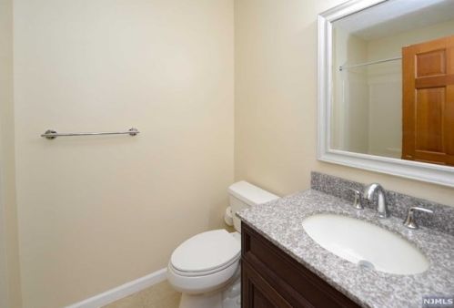 36 Pasadena Pl, Paterson NJ 07506-3329 exterior