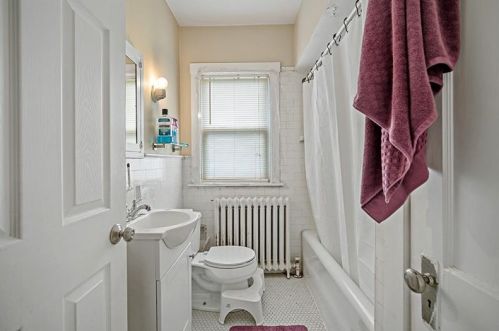 1249 Mississippi Ave, Pittsburgh PA 15216-2521 exterior