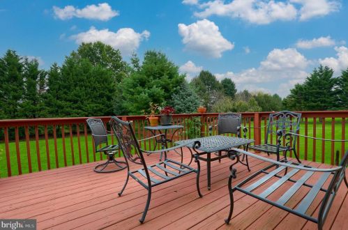 31 Lewiston Cir, Lancaster PA 17601-4883 exterior