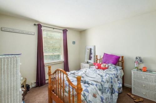 15 Eustis St, Worcester MA 01606-1119 exterior