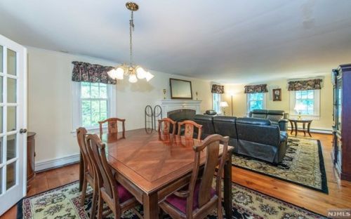 1687 County Rd 565, Wantage NJ 07461-4809 exterior