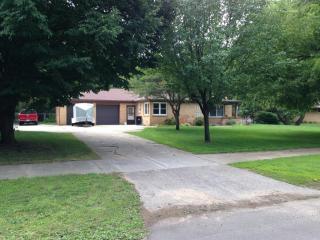 580 Graafschap Rd, Holland, MI 49423-4548