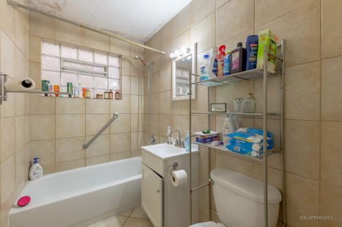 3440 Hamilton Ave, Chicago IL 60636-1018 exterior