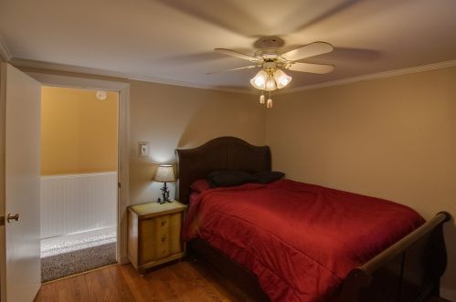 11 Bow Bog Rd, Concord NH 03304-4001 exterior