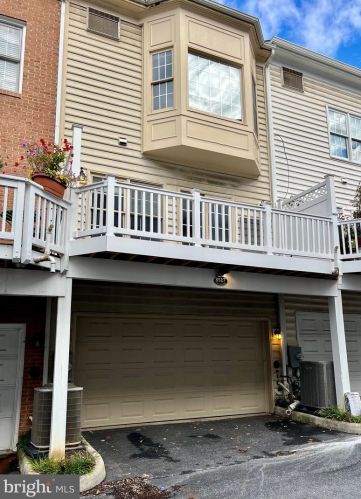 8517 Cameron St, Silver Spring MD 20910-3466 exterior