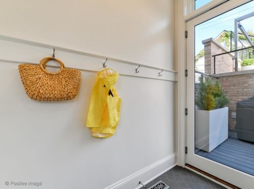 1809 Sedgwick St, Chicago IL 60614-5305 exterior