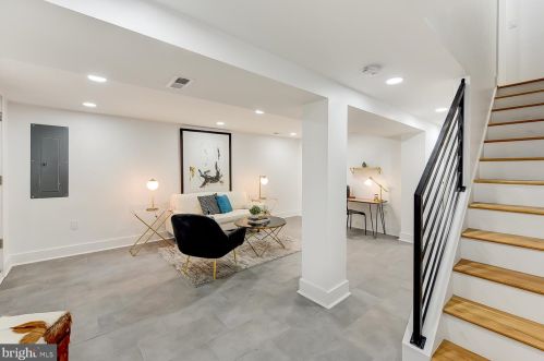 1427 Parkwood Pl, Washington DC  20010-3218 exterior