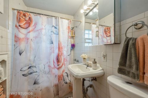 2246 9 Ave, Broadview IL 60153-1531 exterior