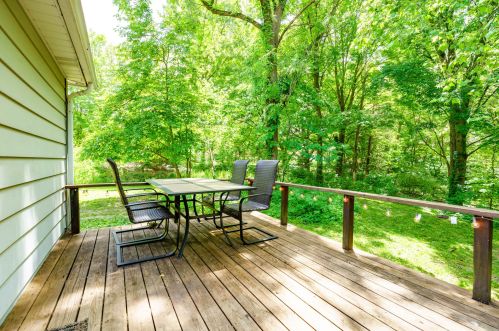 4624 1 St, Kalamazoo MI 49009-7943 exterior