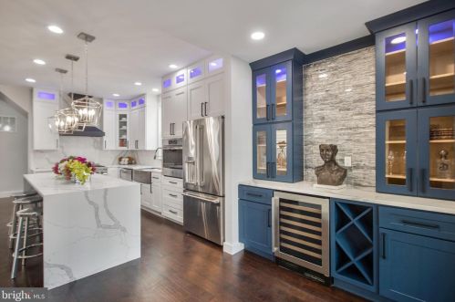 2911 17th St, Washington DC  20018-1825 exterior