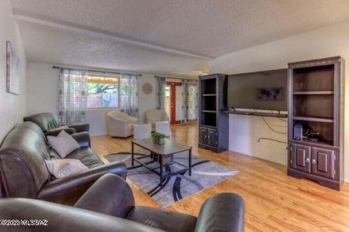 10 Madrid Dr, Tucson AZ  85704-6410 exterior