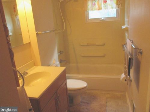 77 Argonne Ave, Trenton NJ 08620-1631 exterior