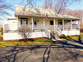 12149 Hamlin Ave, Chicago, IL 60803-1258