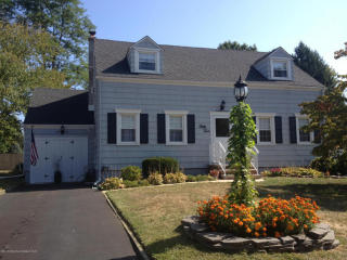 54 Dora Ave, Spotswood, NJ 08884-1256