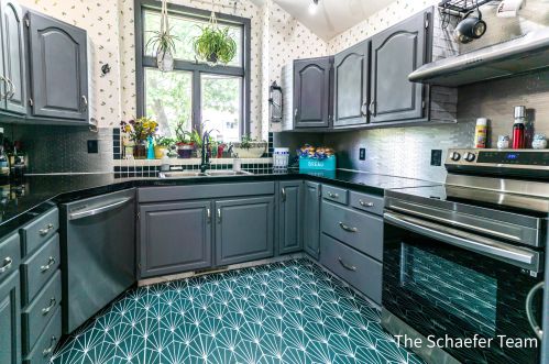 2883 Valley Ave, Grand Rapids MI 49544-1675 exterior