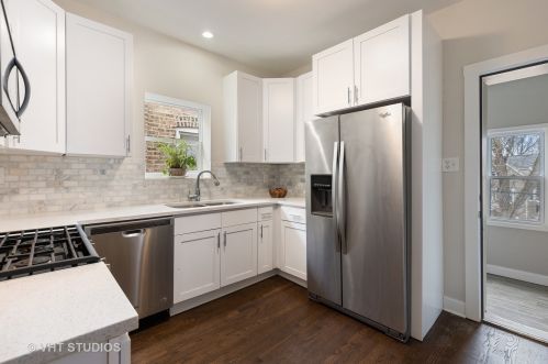 4533 Central Park Ave, Chicago IL 60655-3306 exterior