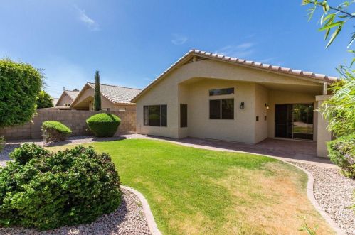 4062 Agave Rd, Phoenix AZ  85044-0608 exterior