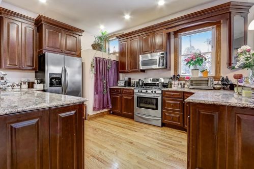 4017 Springfield Ave, Chicago IL 60618-1916 exterior