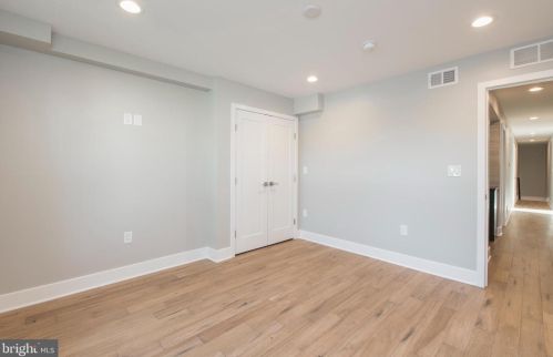 1628 Ellsworth St, Philadelphia PA 19146-2811 exterior