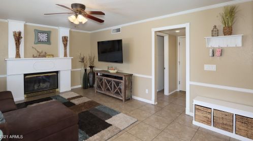 4331 Amberwood Dr, Phoenix AZ 85045-4209 exterior