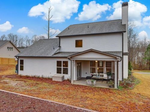 4905 Little Fox Trl, Gainesville GA 30507-8157 exterior