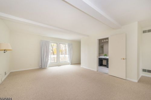 13 Shawnee Trl, Wharton NJ 07885-2934 exterior