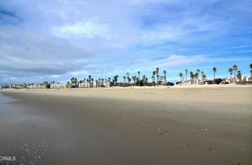 5441 Perkins Rd, Oxnard CA 93033-8833 exterior