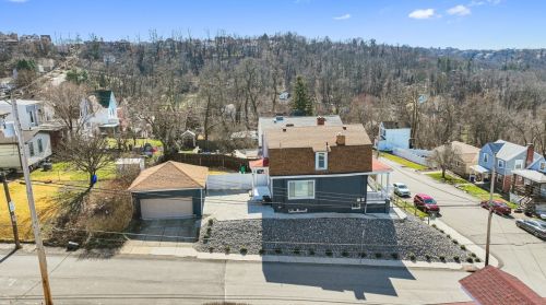 1601 Napoleon St, Pittsburgh PA  15216-3217 exterior