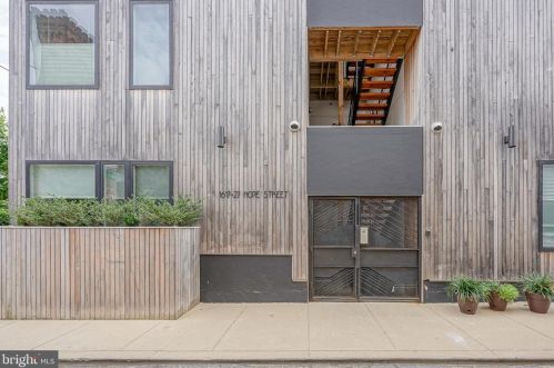 1617 Hope St, Philadelphia PA  19122-3206 exterior