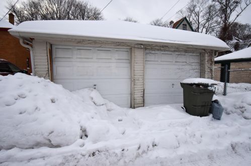 3308 46, Milwaukee WI 53219-4824 exterior