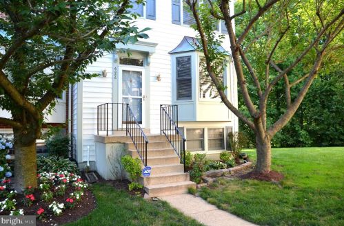 6086 Joust Ln, Alexandria VA  22315-4806 exterior