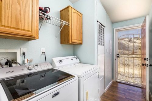 38430 Grn Mdw Rd, Temecula CA 92592-8444 exterior