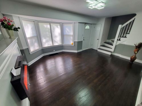 8029 Maplewood Ave, Chicago IL  60652-2807 exterior