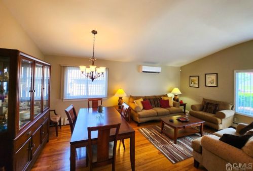 2919 Woodbridge Ave, Edison NJ 08837-3308 exterior